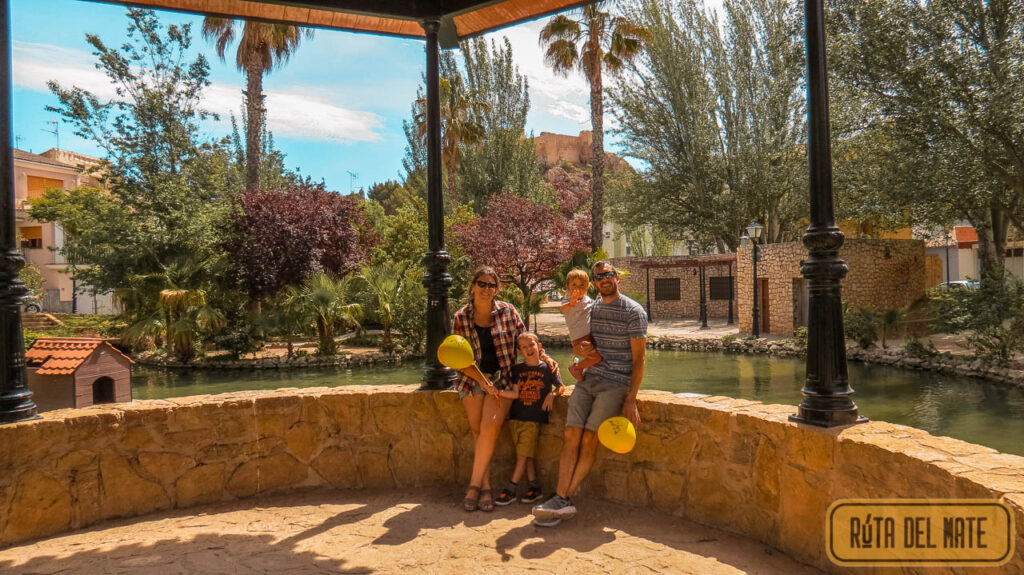 The pergola of Parque de los Morerales, the start of the water route in Ayora