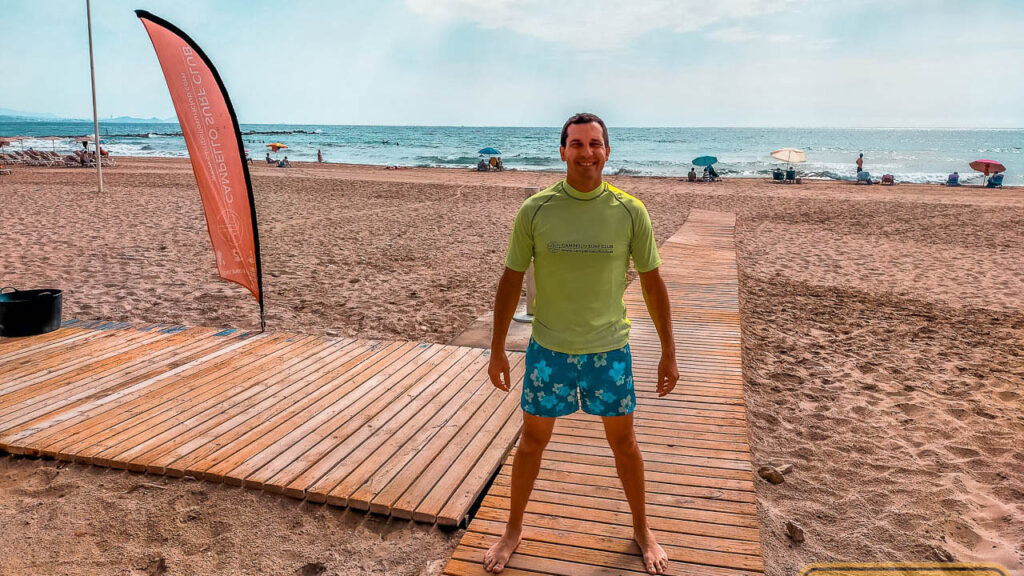 Juan big paddle surfing in El Campello