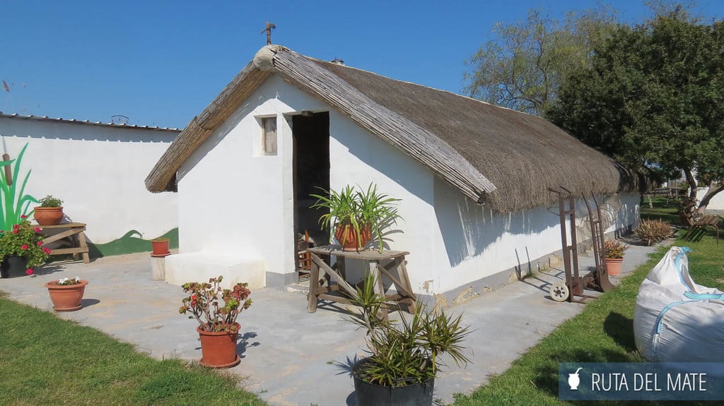 Typical houses in Albufera