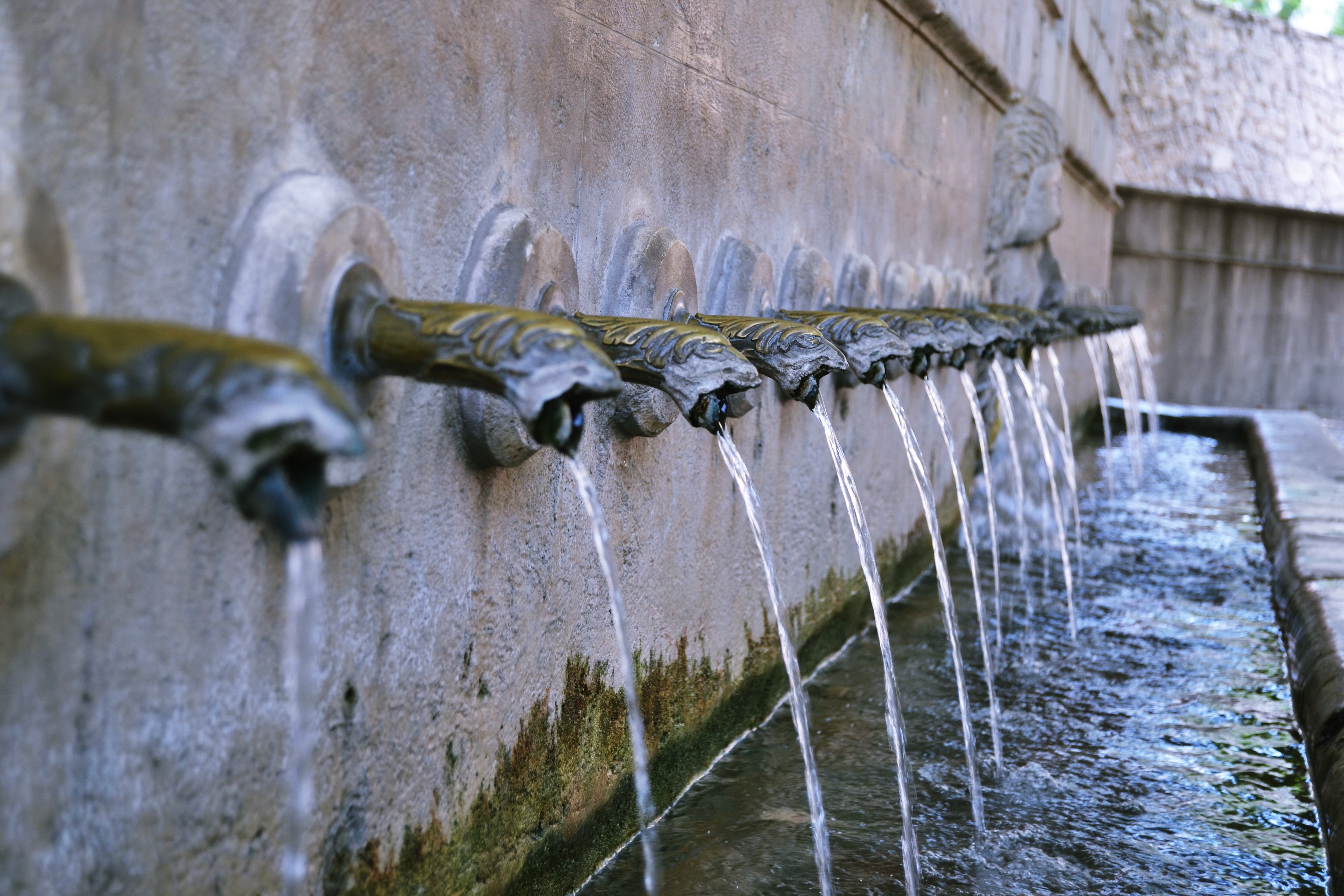 Fuente 25 caños